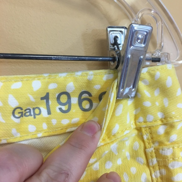 Gap 1969 Yellow w/ White Spot Always Skinny Pants - Picture 5 of 7
